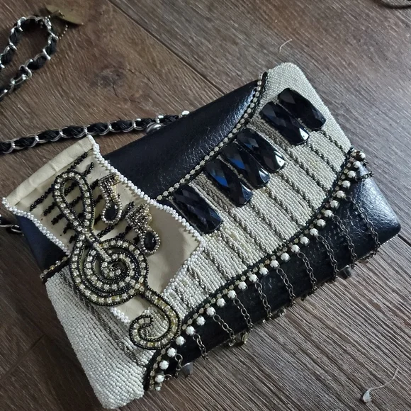 Mary Frances Piano Clutch - Picture 1 of 8